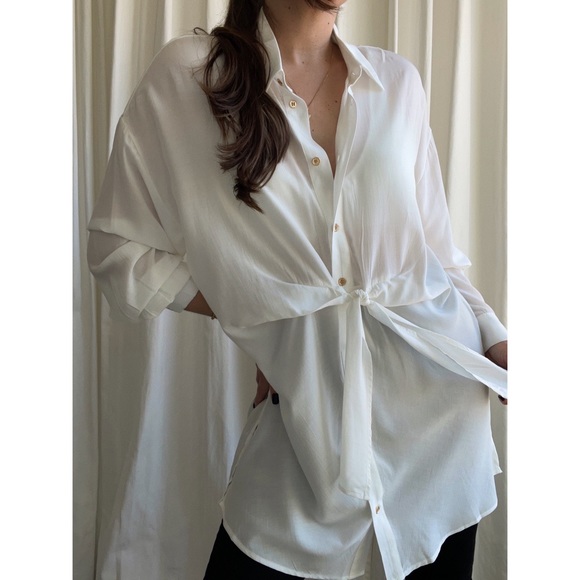 CAMILLE SHIRT — In Off White - Picture 4 of 10
